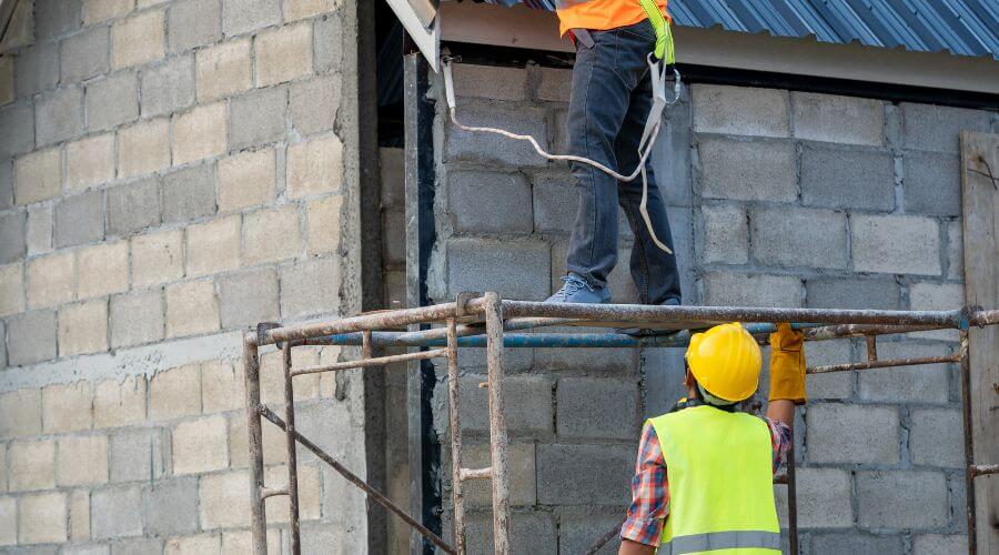 Professional residential roofers in Steward, IL
